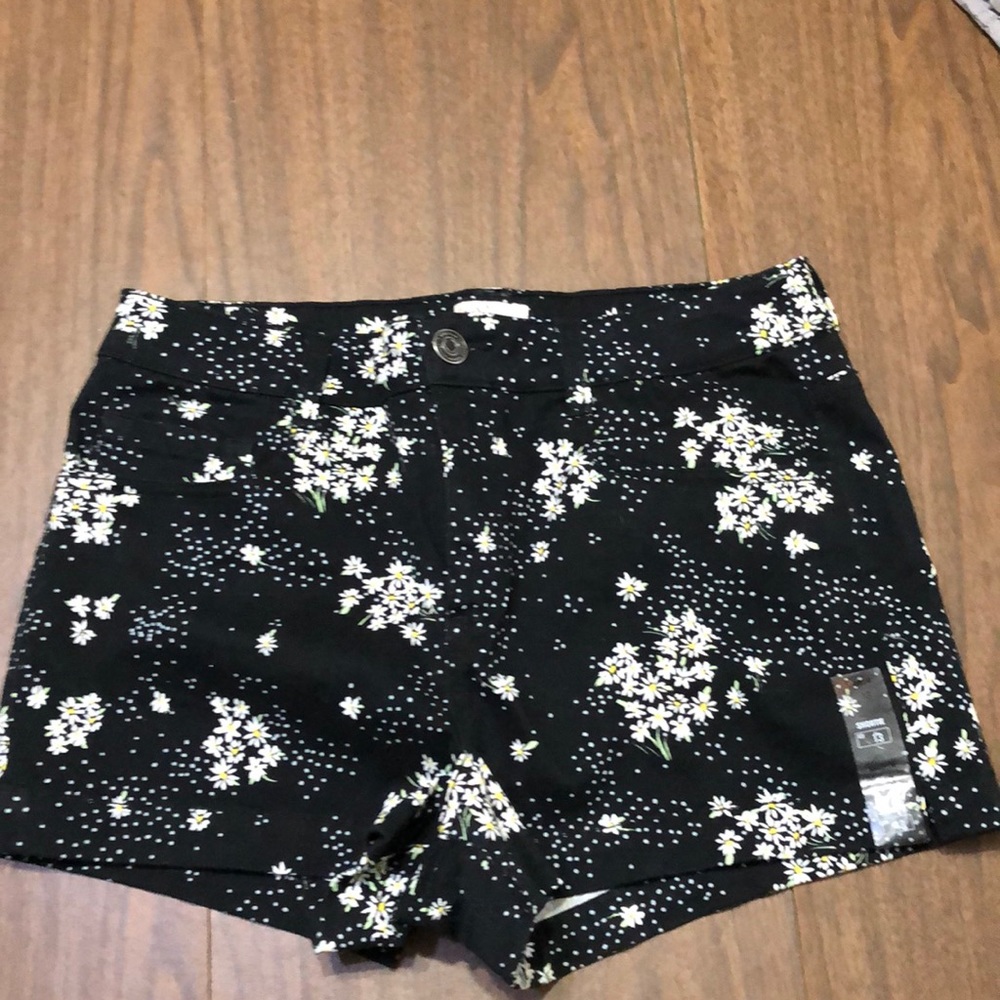 SO high rise stretch shorties